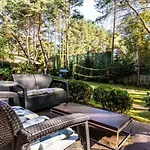 Golden - Forest Retreat With Jacuzzi And Garden View Вилла