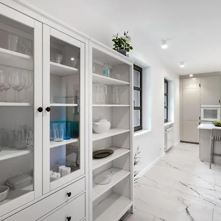 Golden - Forest Retreat With Jacuzzi And Garden View Villa *