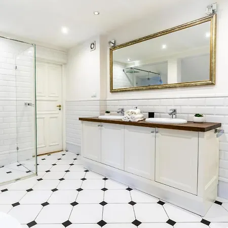 Golden - Forest Retreat With Jacuzzi And Garden View Konstancin-Jeziorna