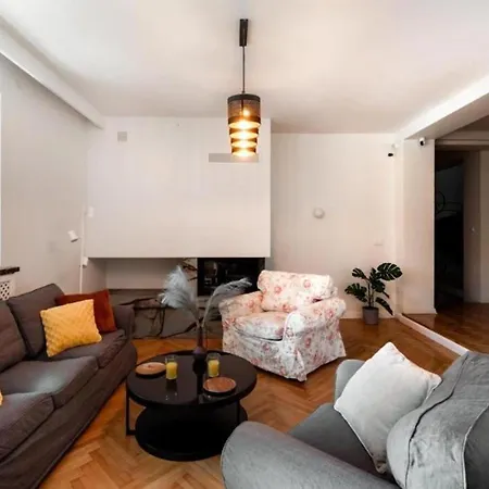 Golden - Forest Retreat With Jacuzzi And Garden View Вилла *