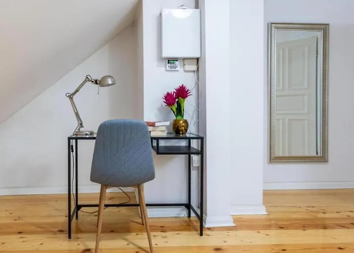 Вилла Golden - Forest Retreat With Jacuzzi And Garden View *