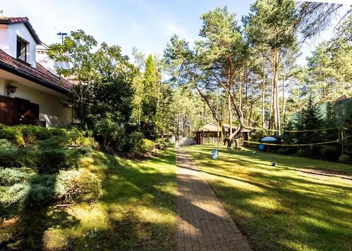 Golden - Forest Retreat With Jacuzzi And Garden View Вилла