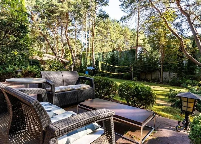 Golden - Forest Retreat With Jacuzzi And Garden View Вилла