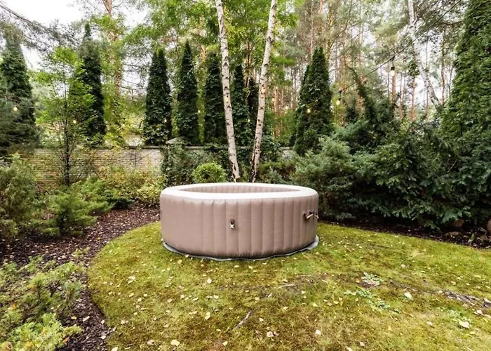 Golden - Forest Retreat With Jacuzzi And Garden View Вилла Констанцин-Езёрна